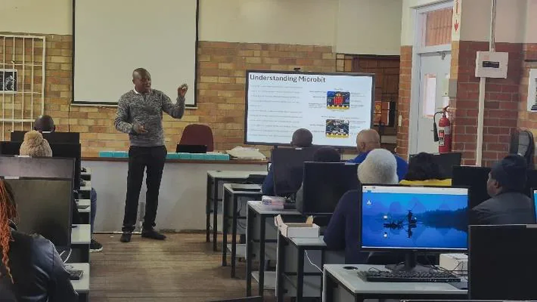 Facilitator presenting during a programme workshop